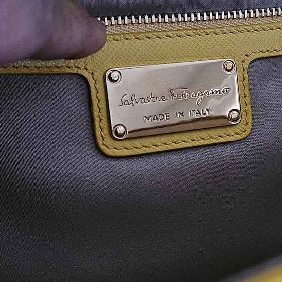 Women's Salvatore Ferragamo Yellow Vara Chain Crossbody Bag - Picture 6 of 16